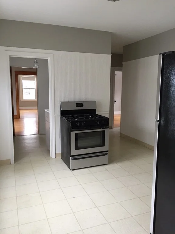 2 bed, 1 bath apartment for rent at 38 Harold St Unit 1, North Andover — photo 4 of 15