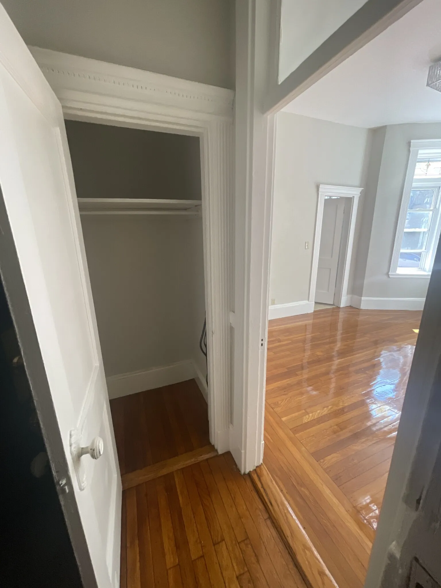 Studio bed, 1 bath apartment for rent at 38 Hemenway St Unit 1, Fenway — photo 3 of 10