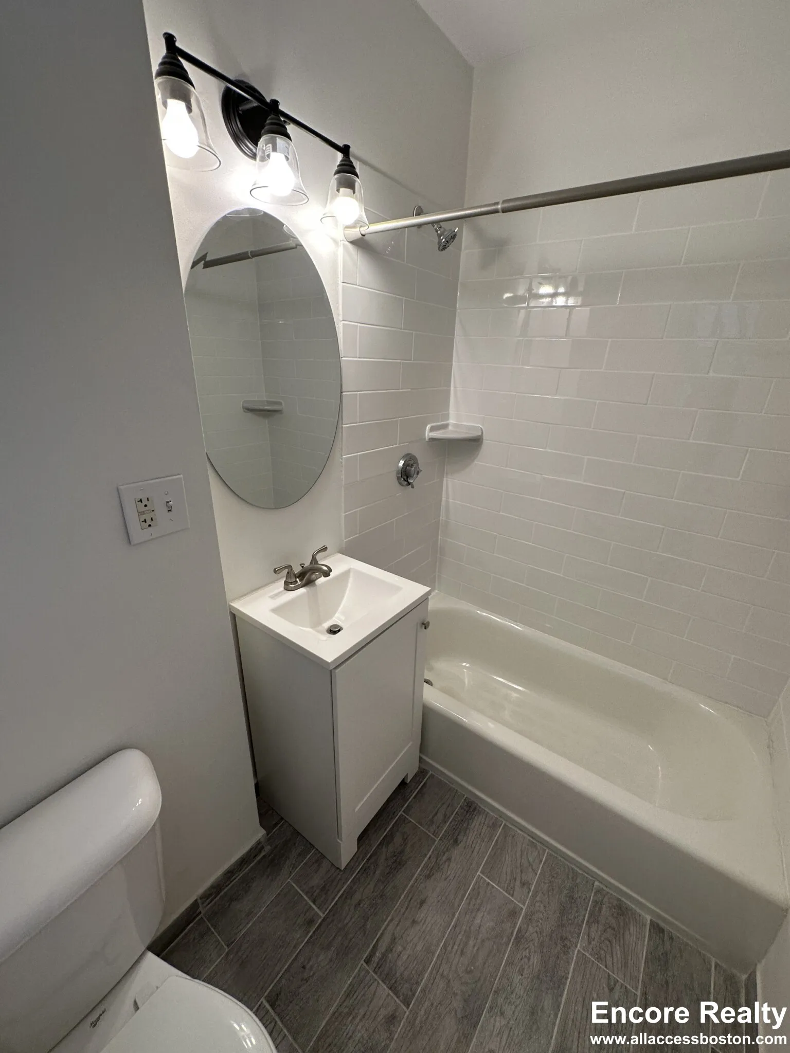 Studio bed, 1 bath apartment for rent at 38 Hemenway St Unit 15, Fenway — photo 9 of 10