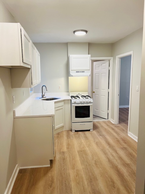 2 bed, 1 bath apartment for rent at 38 Hemenway St Unit 17, Fenway — photo 1 of 17