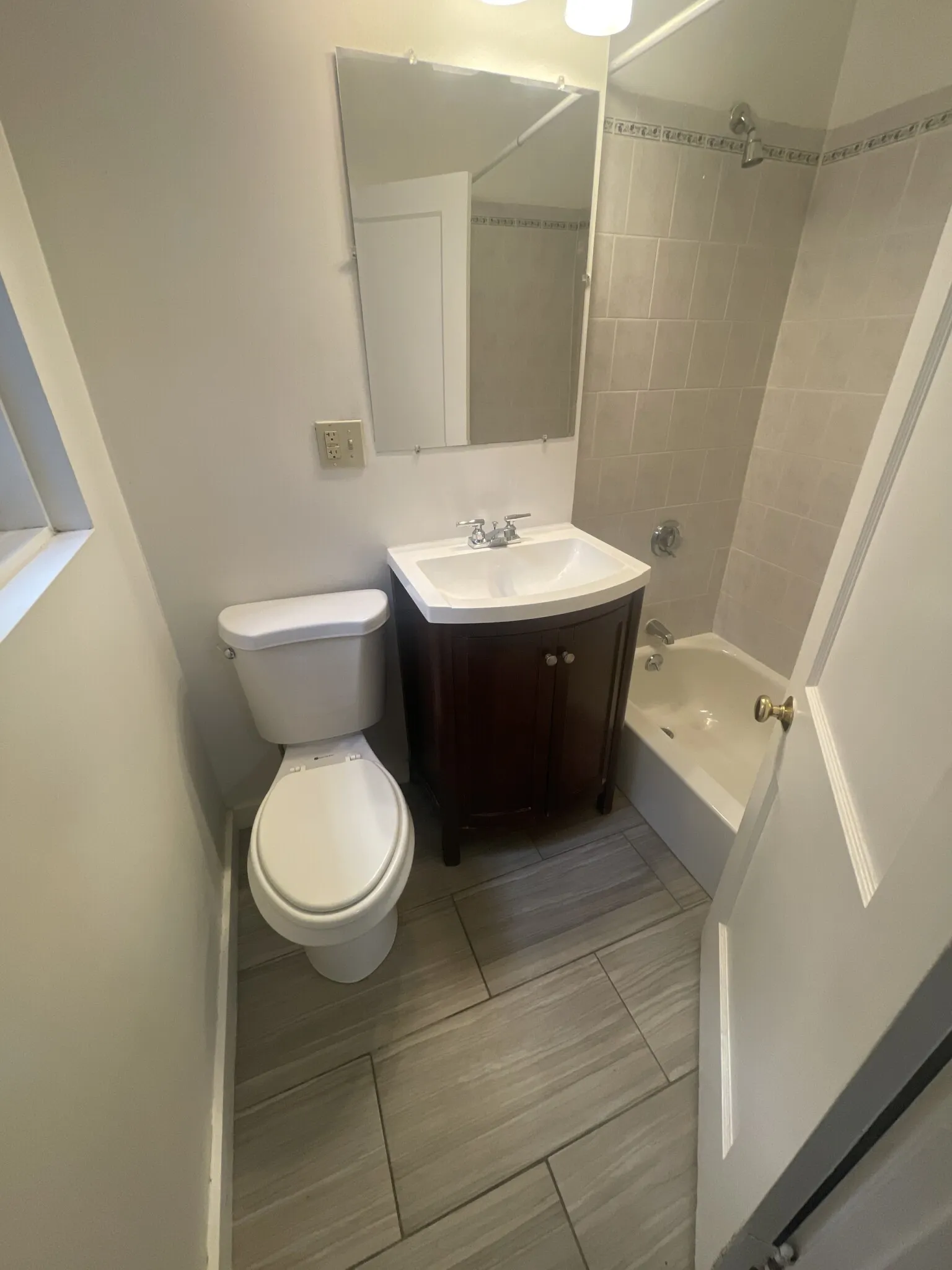 Studio bed, 1 bath apartment for rent at 38 Hemenway St Unit 18, Fenway — photo 9 of 19