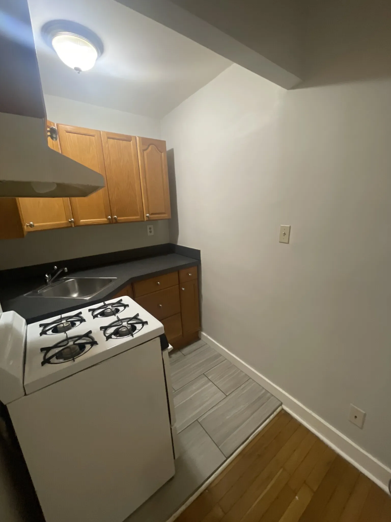 Studio bed, 1 bath apartment for rent at 38 Hemenway St Unit 18, Fenway — photo 10 of 19