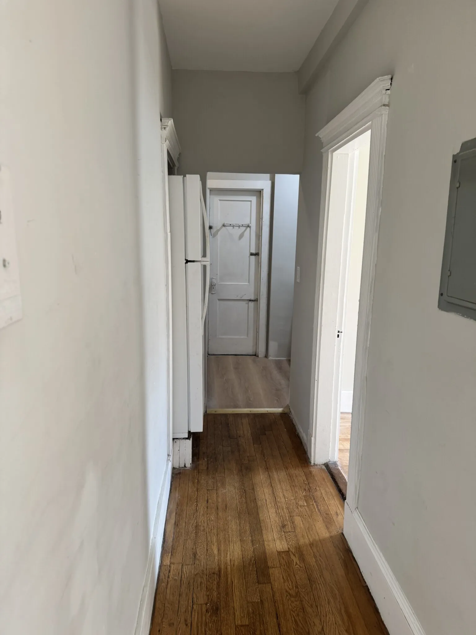 3 bed, 1 bath apartment for rent at 38 Hemenway St Unit 22, Fenway — photo 6 of 27