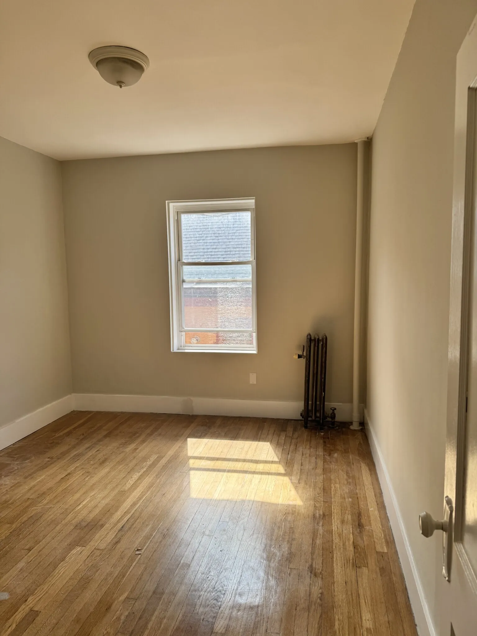 3 bed, 1 bath apartment for rent at 38 Hemenway St Unit 22, Fenway — photo 7 of 27