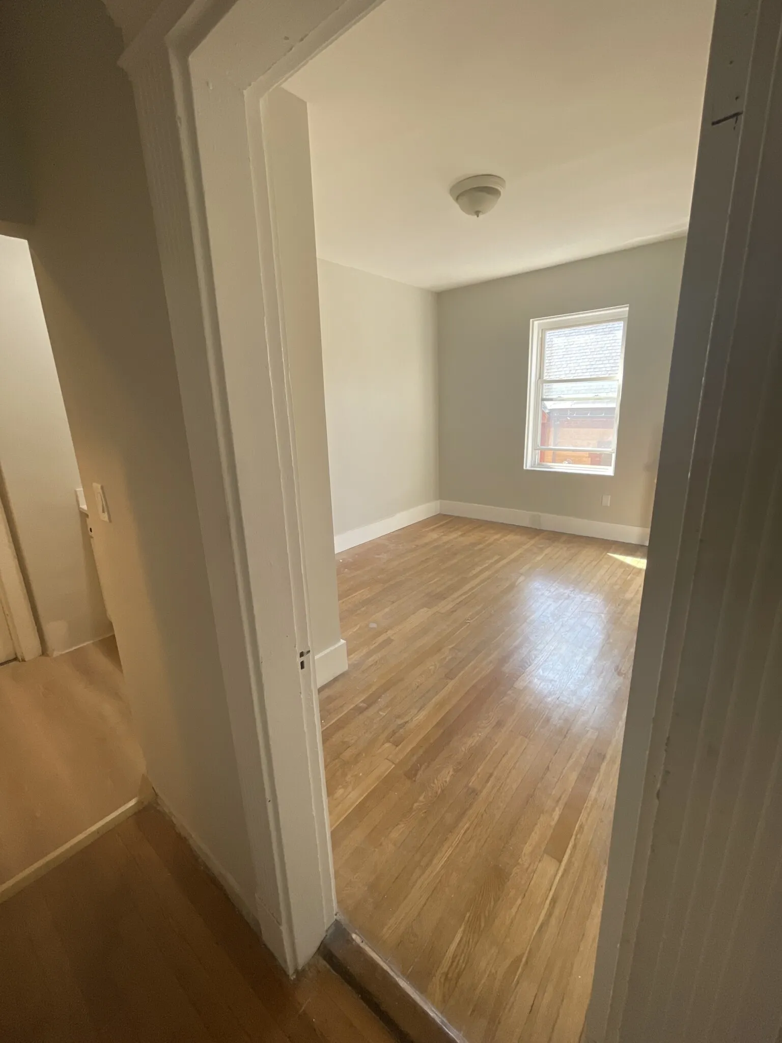 3 bed, 1 bath apartment for rent at 38 Hemenway St Unit 22, Fenway — photo 13 of 27