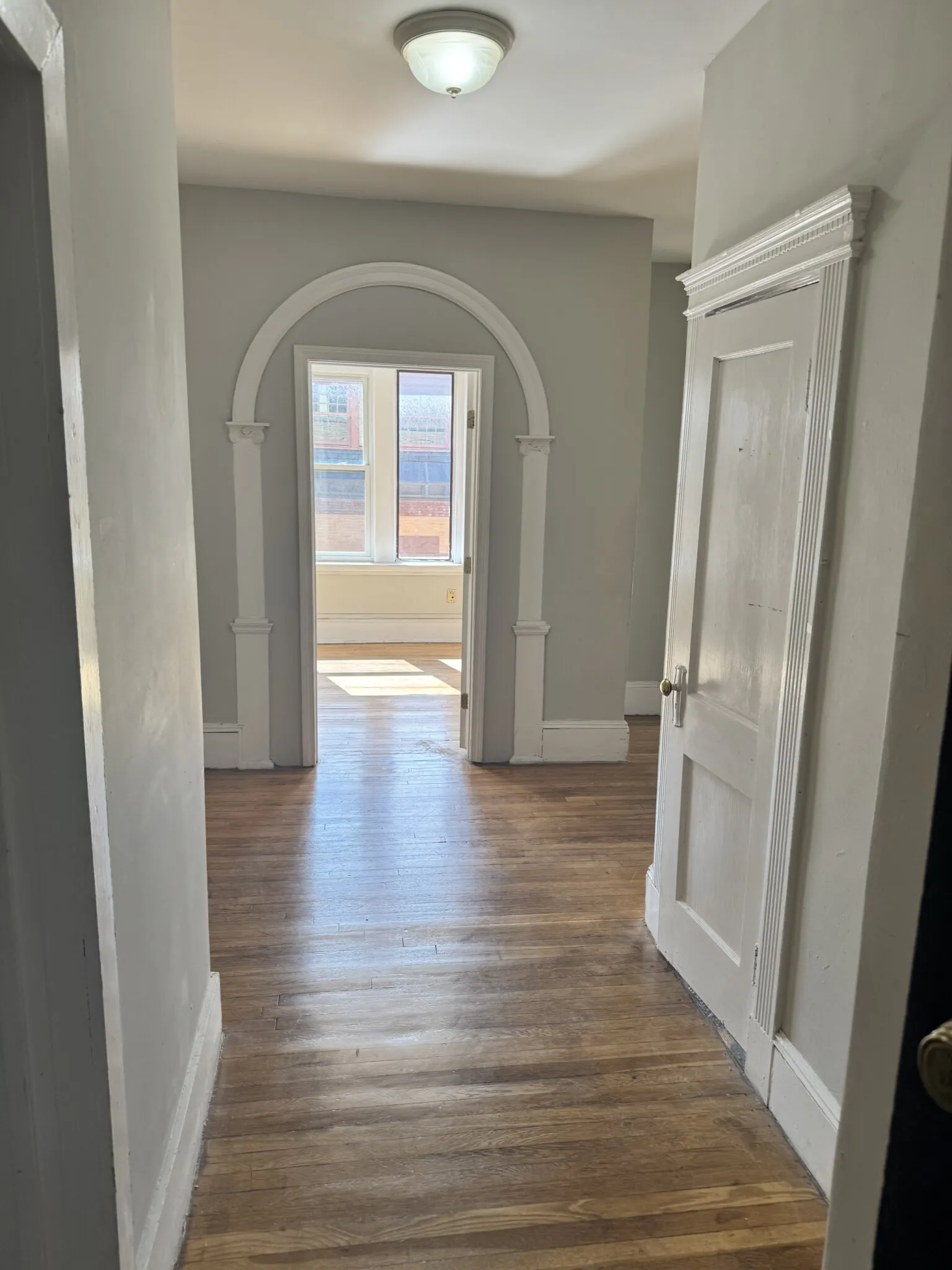 3 bed, 1 bath apartment for rent at 38 Hemenway St Unit 22, Fenway — photo 5 of 27