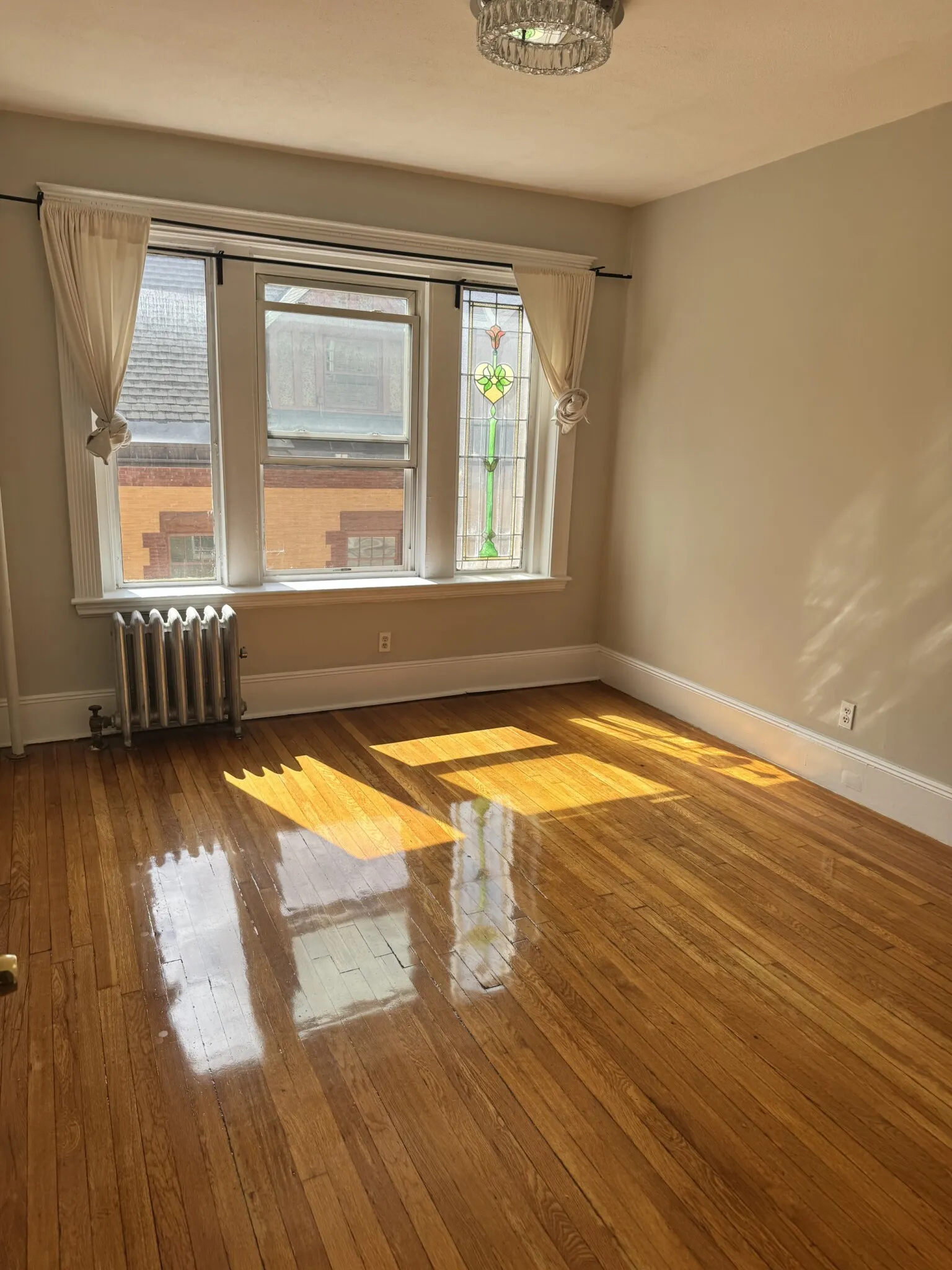 1 bed, 1 bath apartment for rent at 38 Hemenway St Unit 23, Fenway — photo 4 of 32