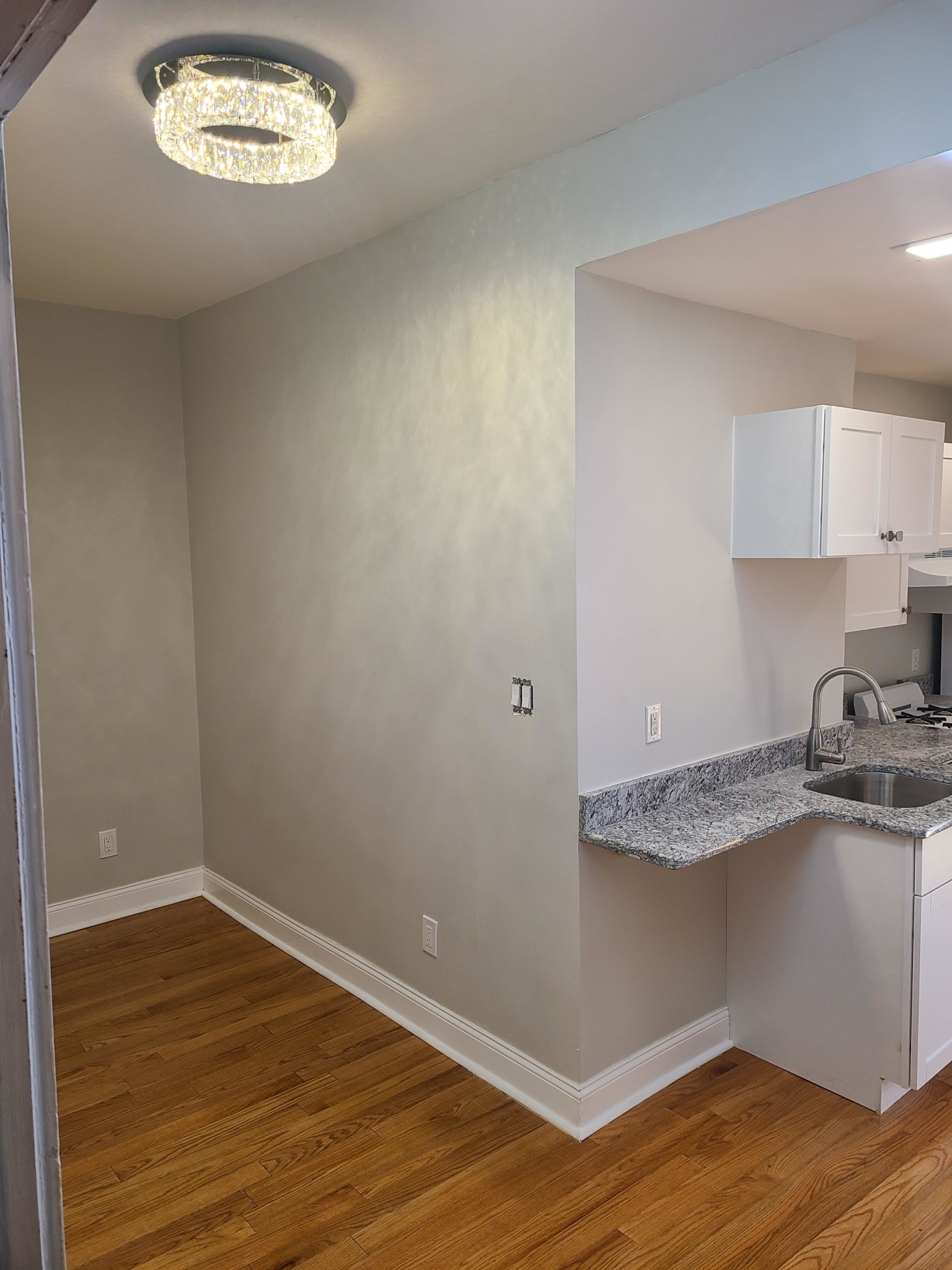 1 bed, 1 bath apartment for rent at 38 Hemenway St Unit 24, Fenway — photo 2 of 12