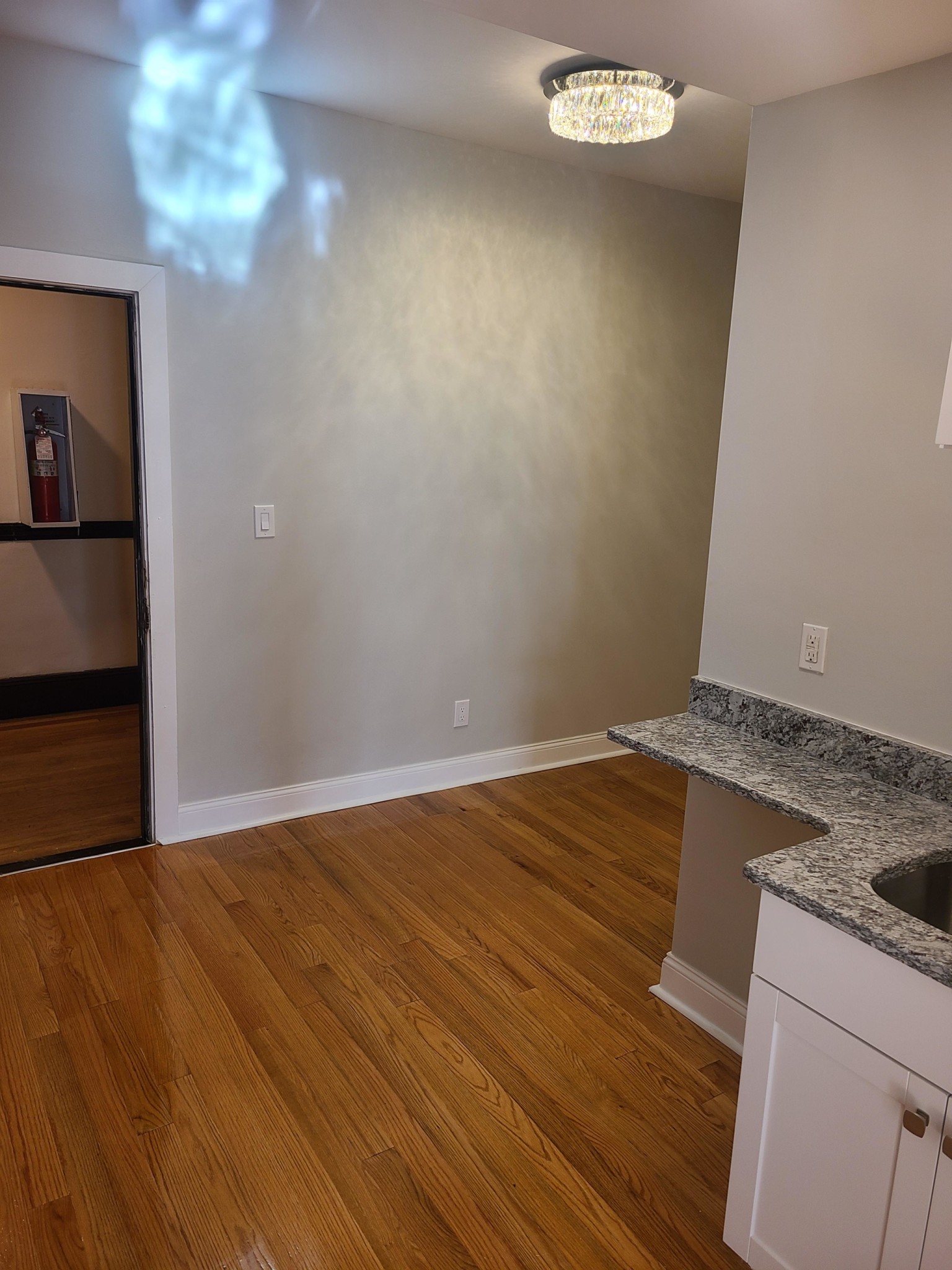 1 bed, 1 bath apartment for rent at 38 Hemenway St Unit 24, Fenway — photo 3 of 12