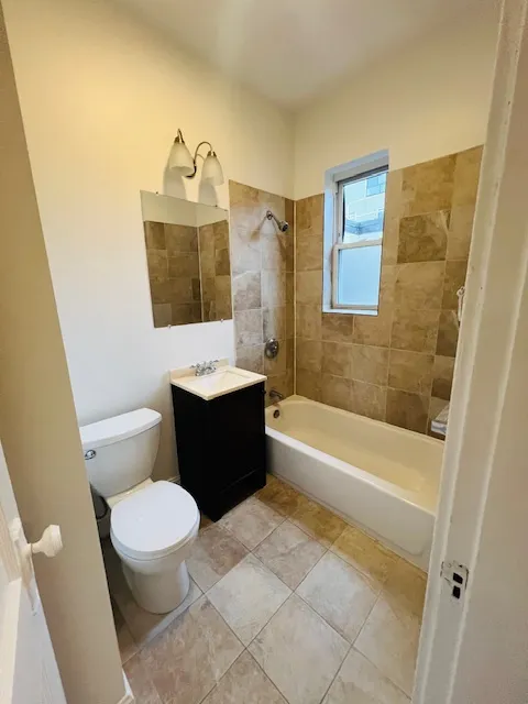 1 bed, 1 bath apartment for rent at 38 Hemenway St Unit 49, Fenway — photo 4 of 21