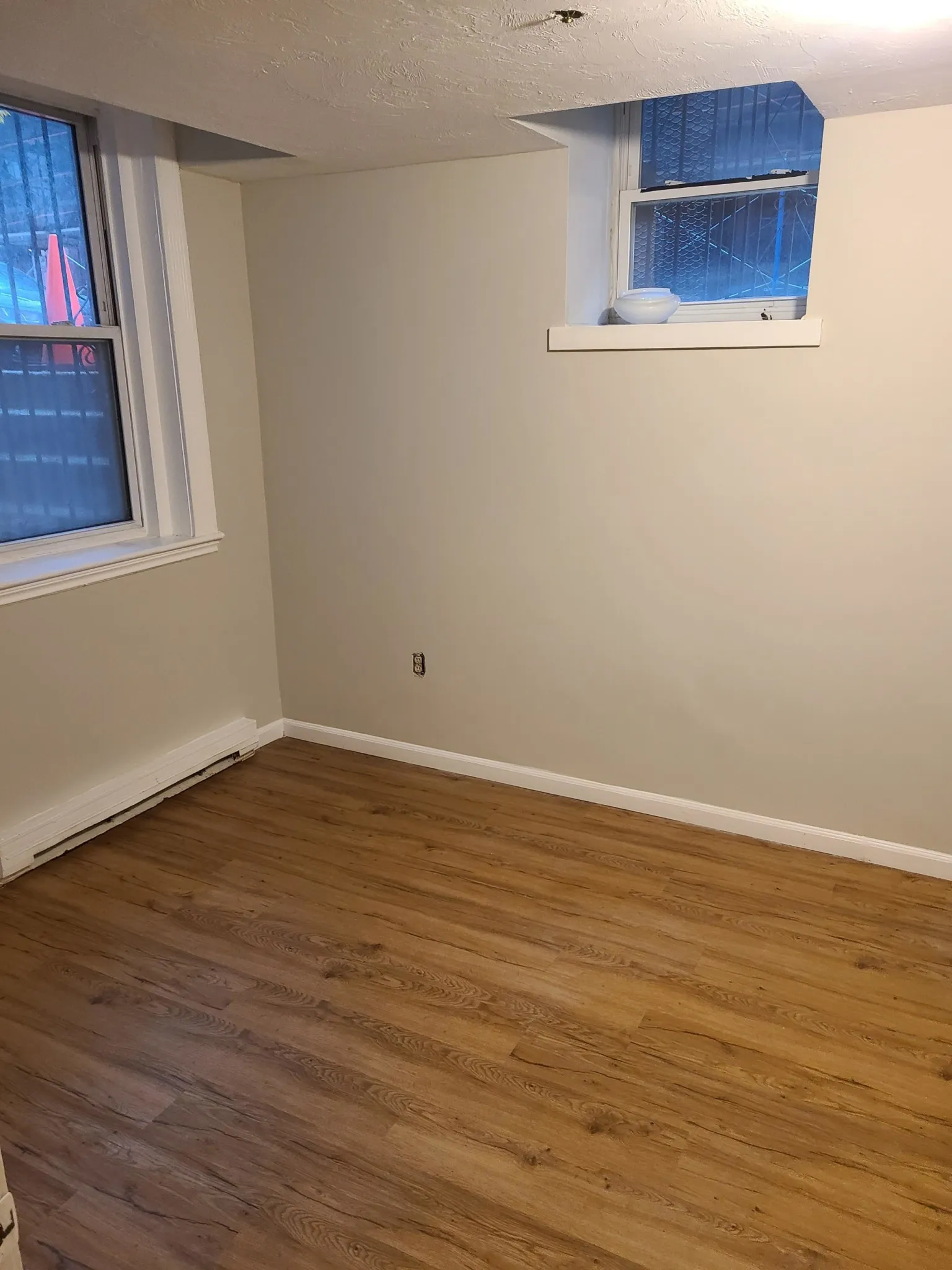4 bed, 2 bath apartment for rent at 38 Hemenway St Unit 51, Fenway — photo 67 of 74