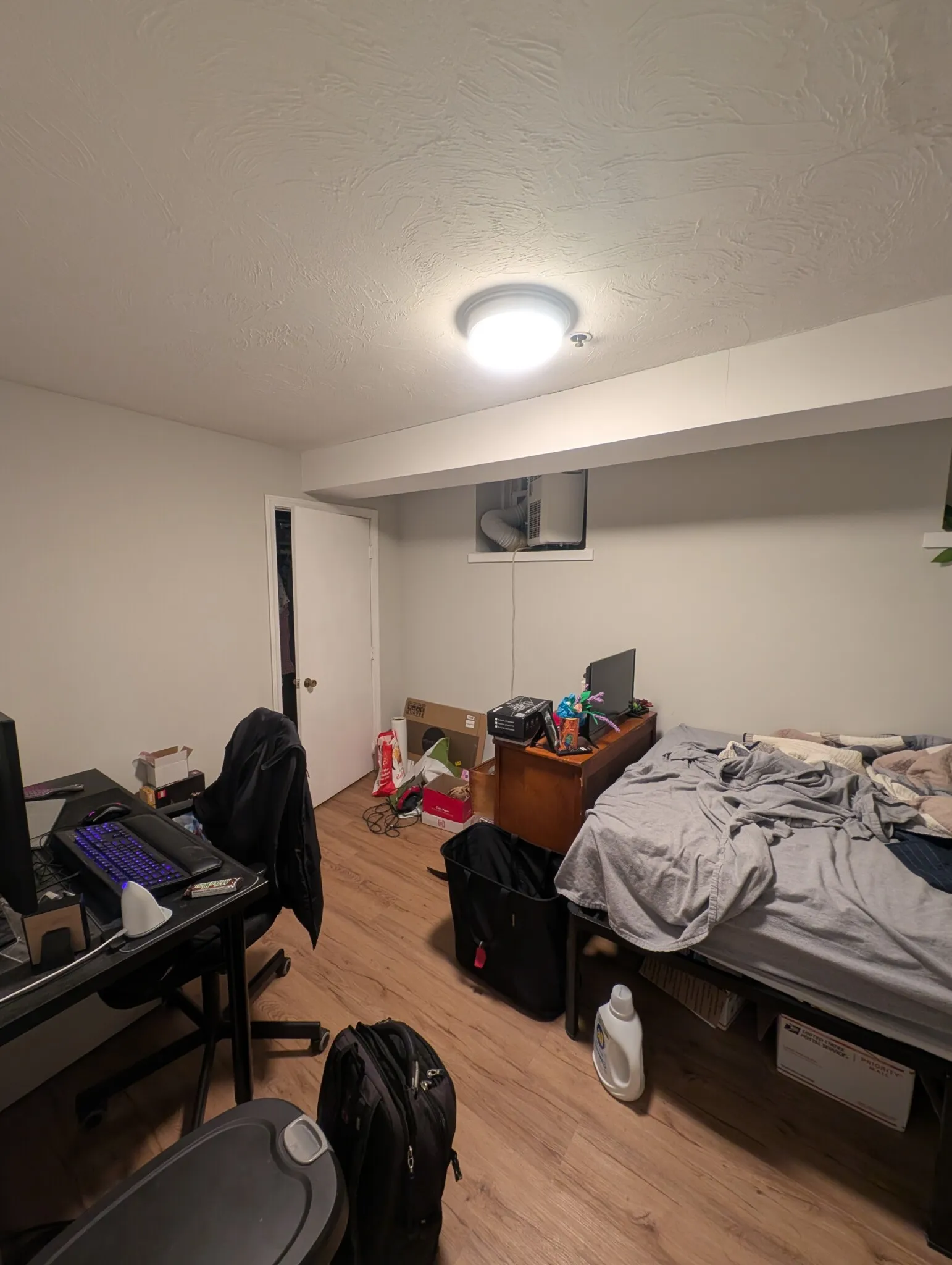 4 bed, 2 bath apartment for rent at 38 Hemenway St Unit 51, Fenway — photo 32 of 74