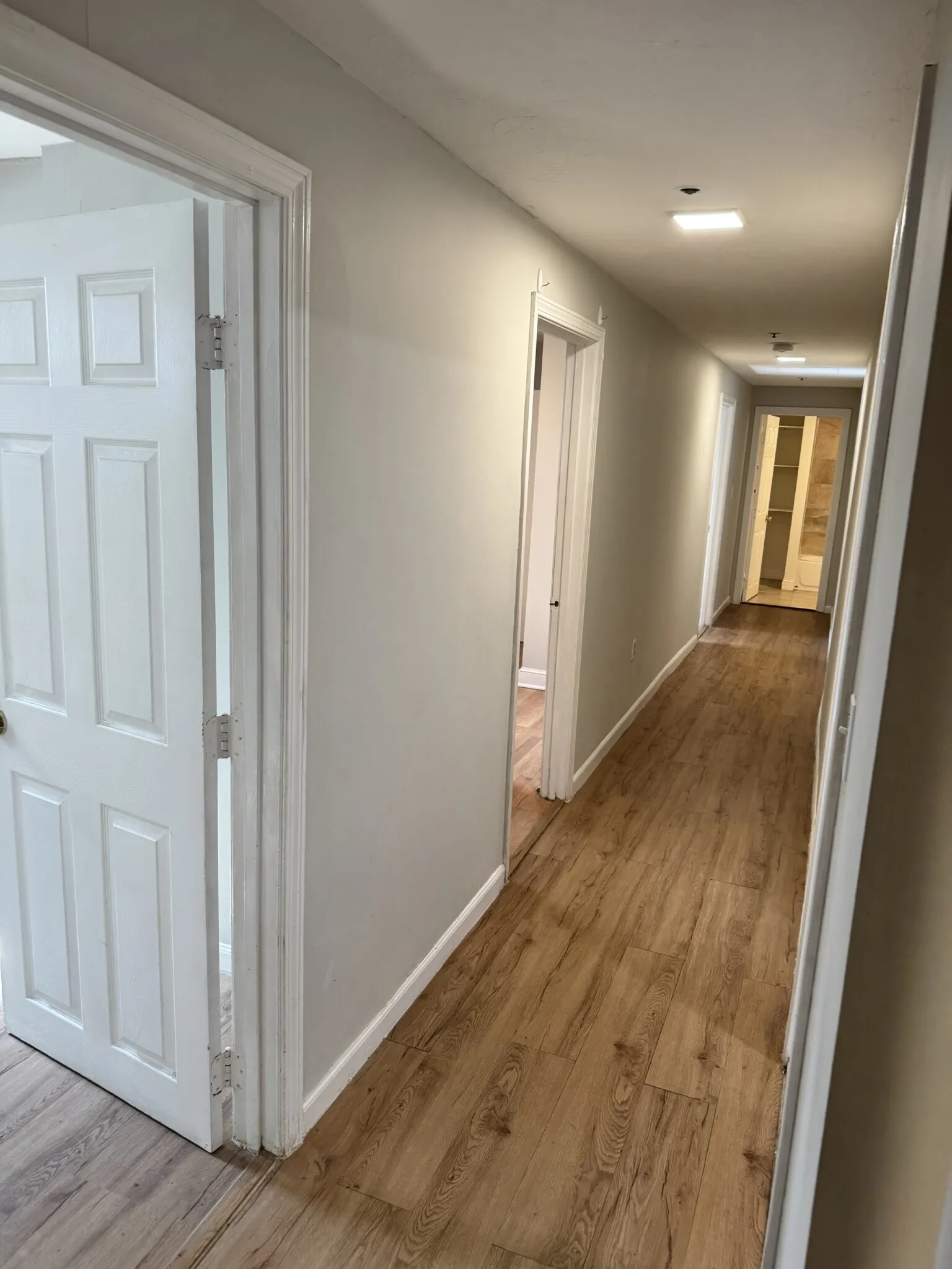 4 bed, 2 bath apartment for rent at 38 Hemenway St Unit 51, Fenway — photo 5 of 74