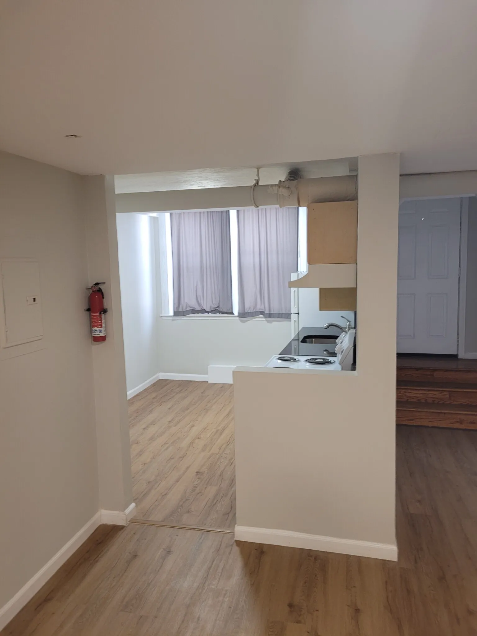 4 bed, 2 bath apartment for rent at 38 Hemenway St Unit 51, Fenway — photo 44 of 74