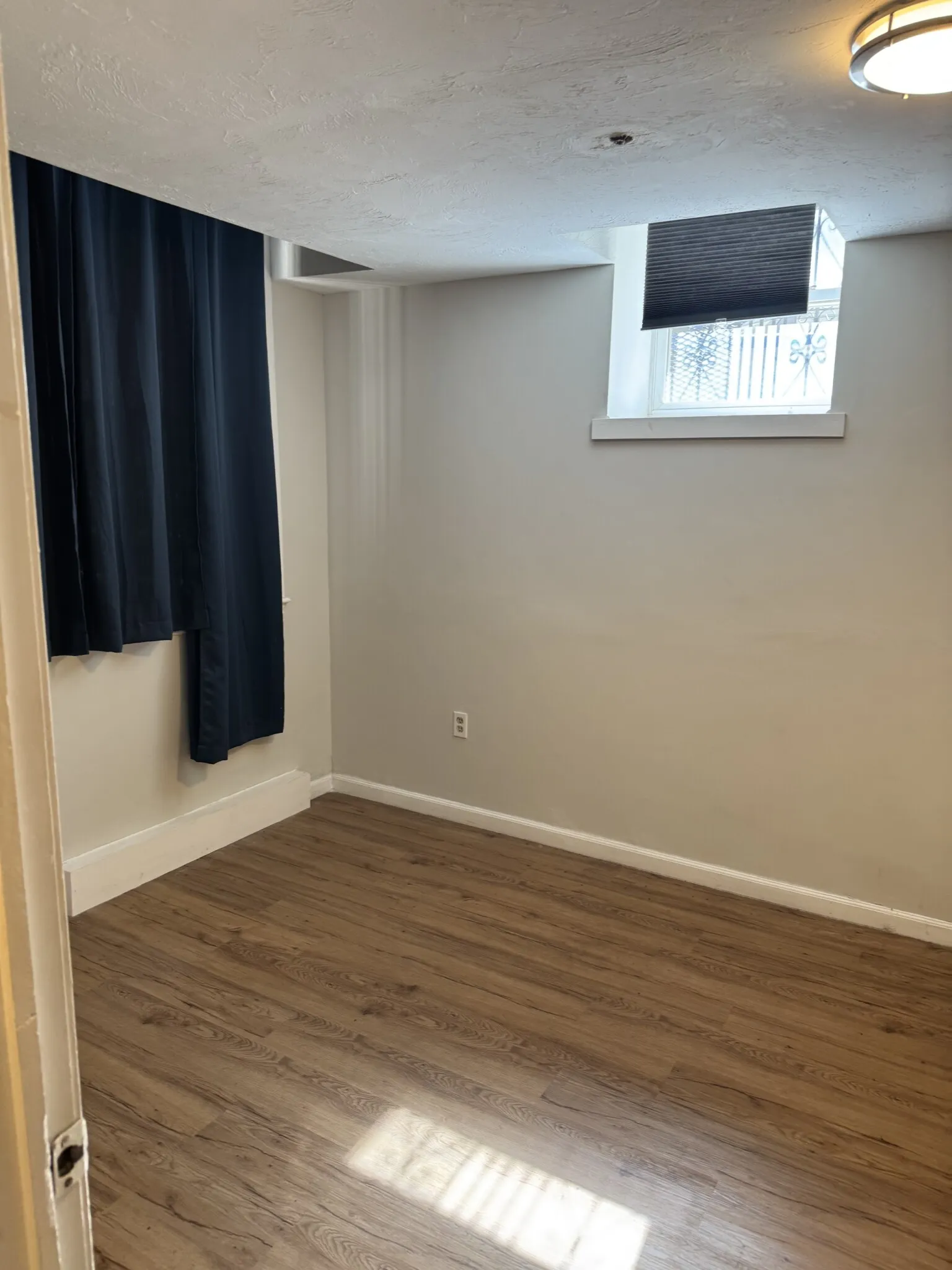 4 bed, 2 bath apartment for rent at 38 Hemenway St Unit 51, Fenway — photo 3 of 74