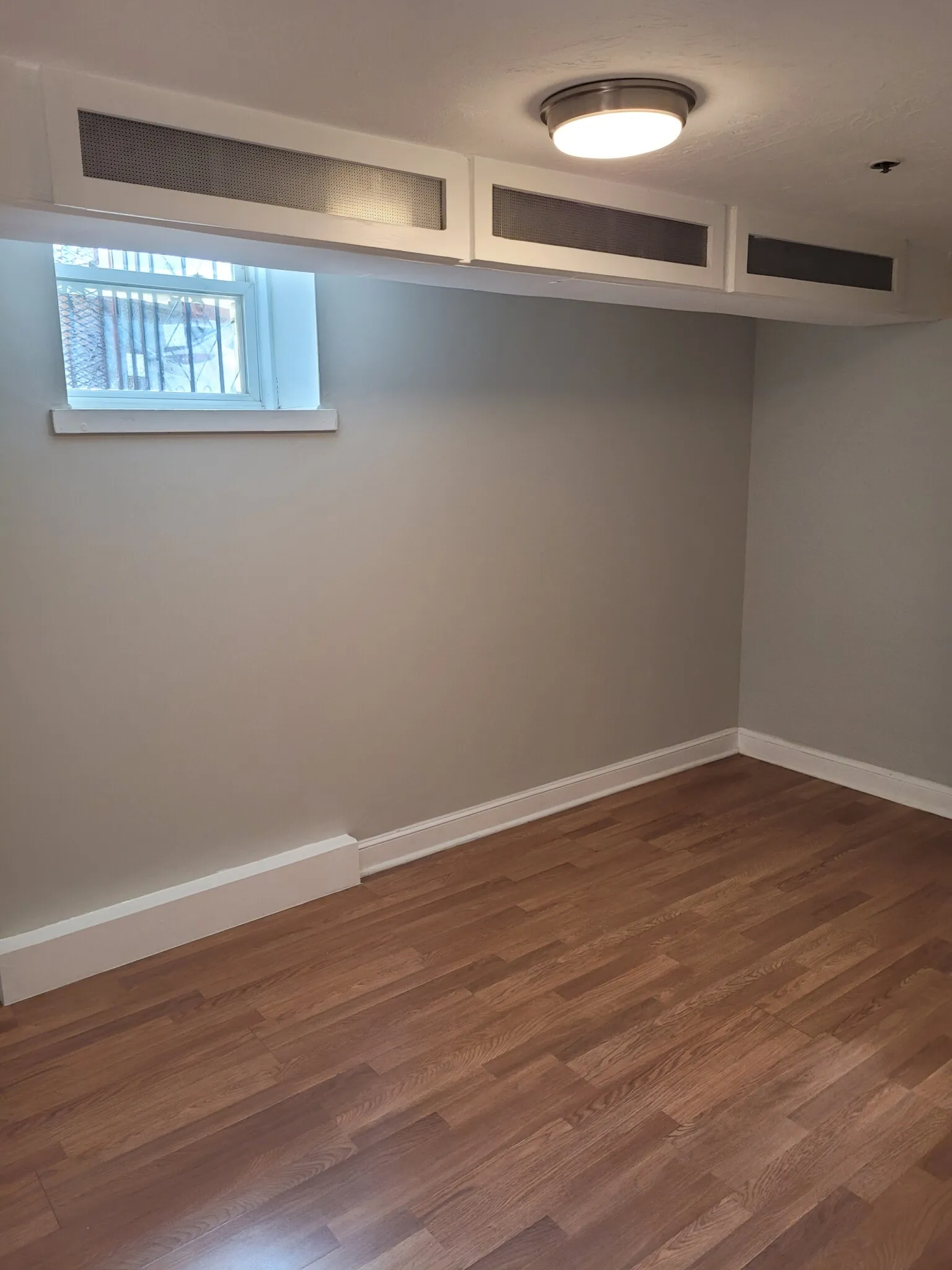 4 bed, 2 bath apartment for rent at 38 Hemenway St Unit 51, Fenway — photo 49 of 74