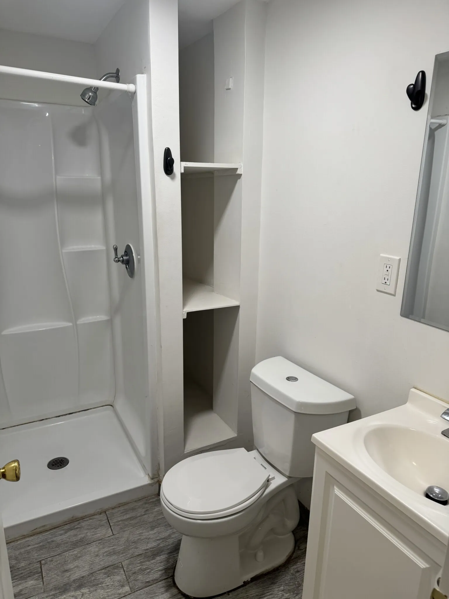4 bed, 2 bath apartment for rent at 38 Hemenway St Unit 51, Fenway — photo 8 of 74