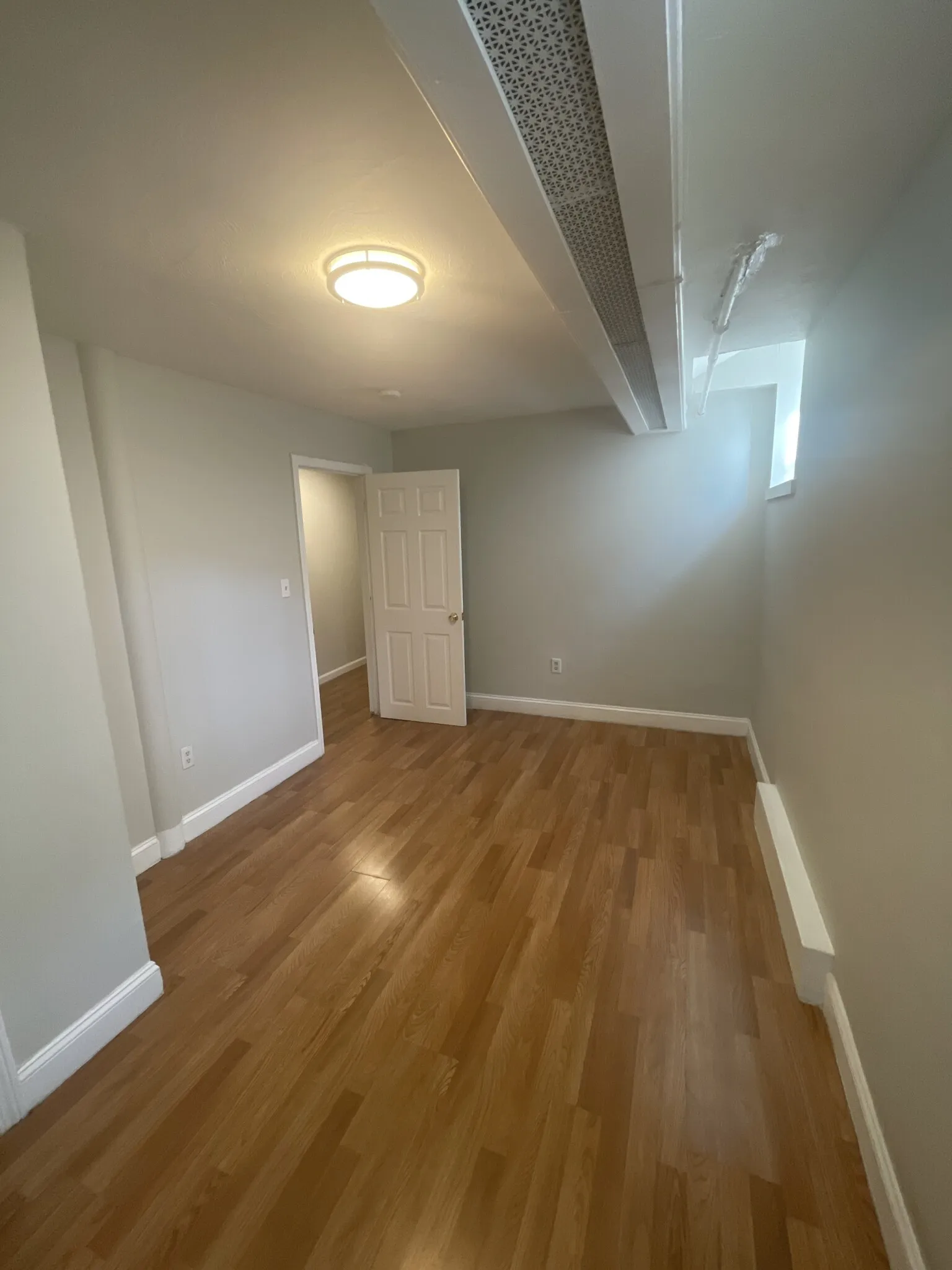 4 bed, 2 bath apartment for rent at 38 Hemenway St Unit 51, Fenway — photo 27 of 74
