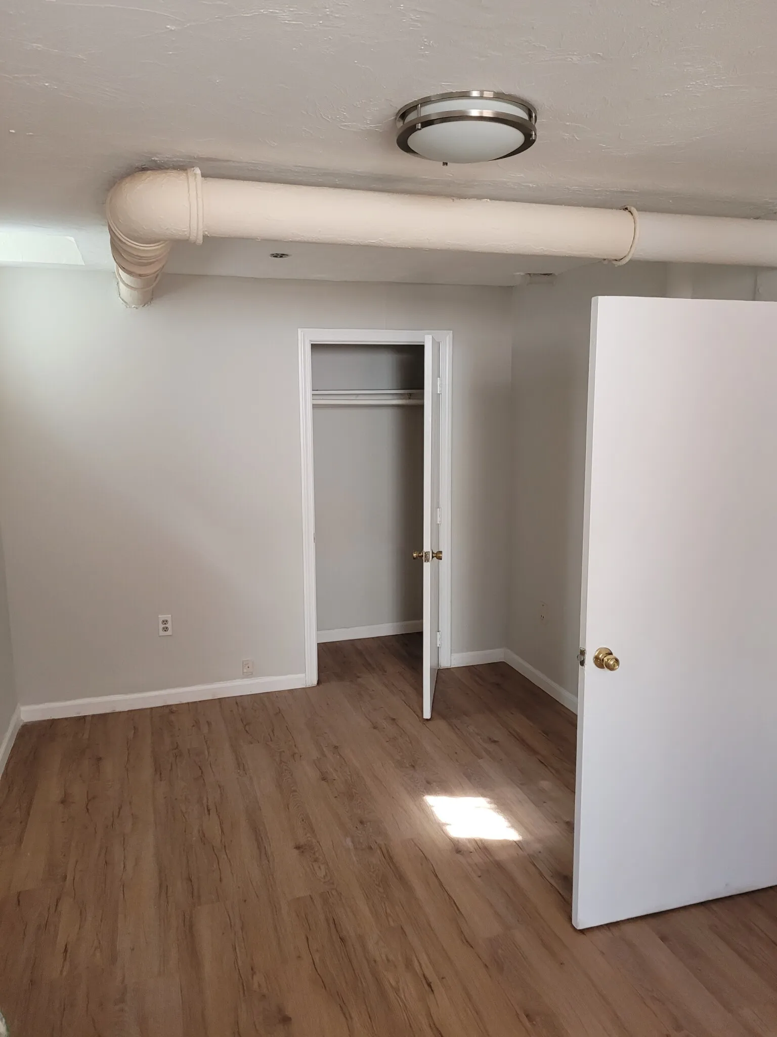 4 bed, 2 bath apartment for rent at 38 Hemenway St Unit 51, Fenway — photo 47 of 74
