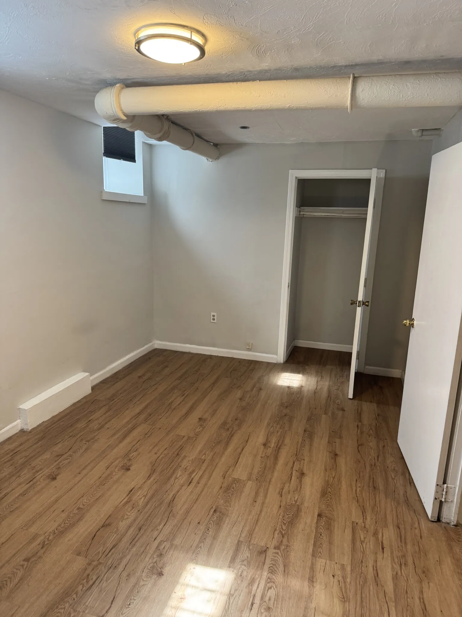 4 bed, 2 bath apartment for rent at 38 Hemenway St Unit 51, Fenway — photo 4 of 74