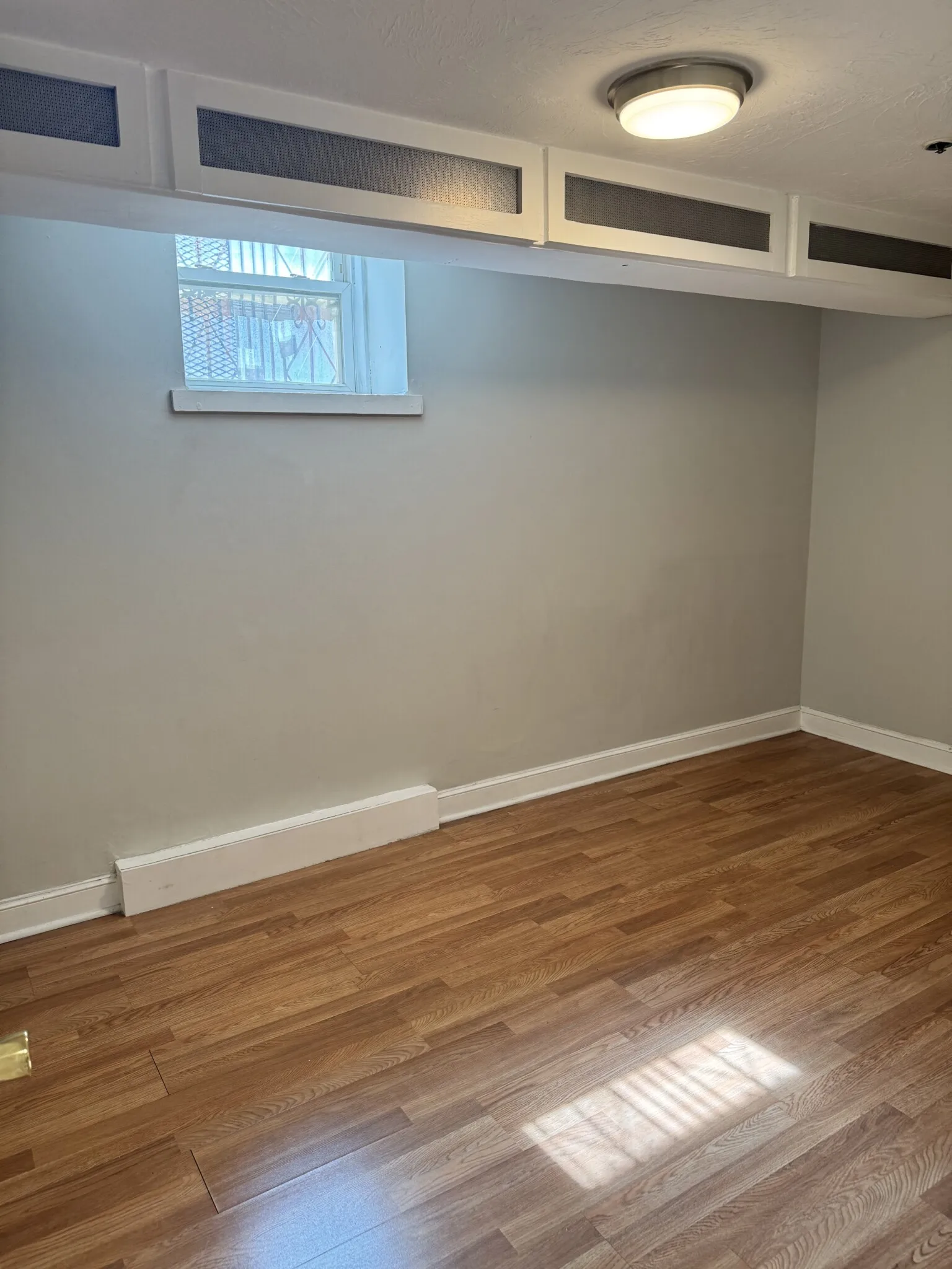 4 bed, 2 bath apartment for rent at 38 Hemenway St Unit 51, Fenway — photo 9 of 74