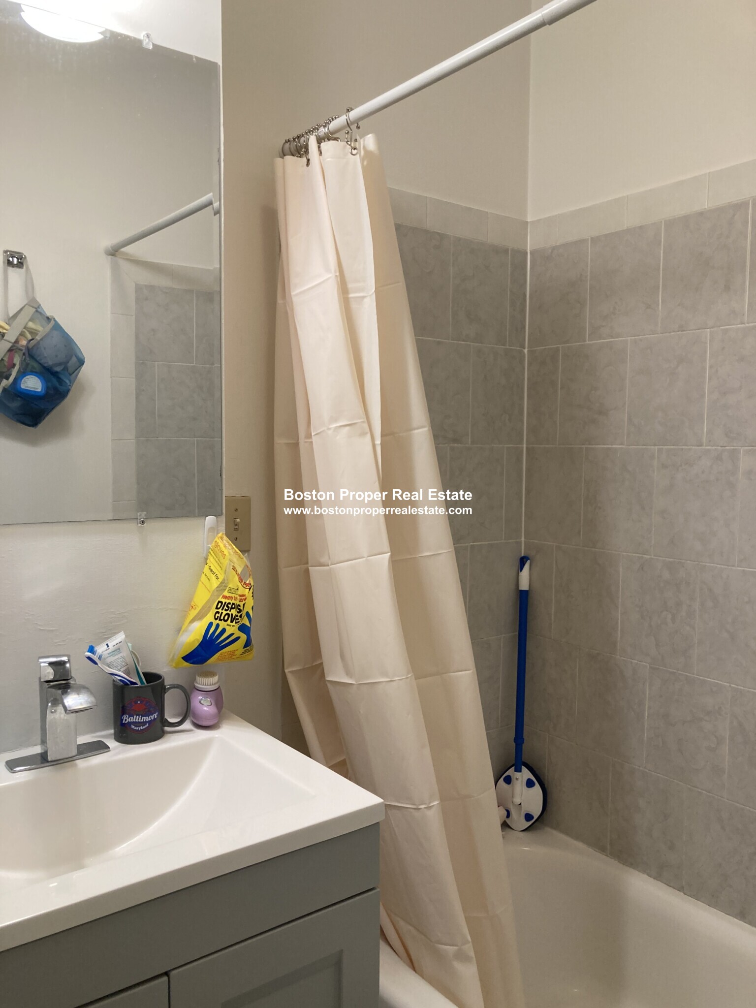 Studio bed, 1 bath apartment for rent at 38 Hemenway St Unit 5A, Fenway — photo 4 of 8