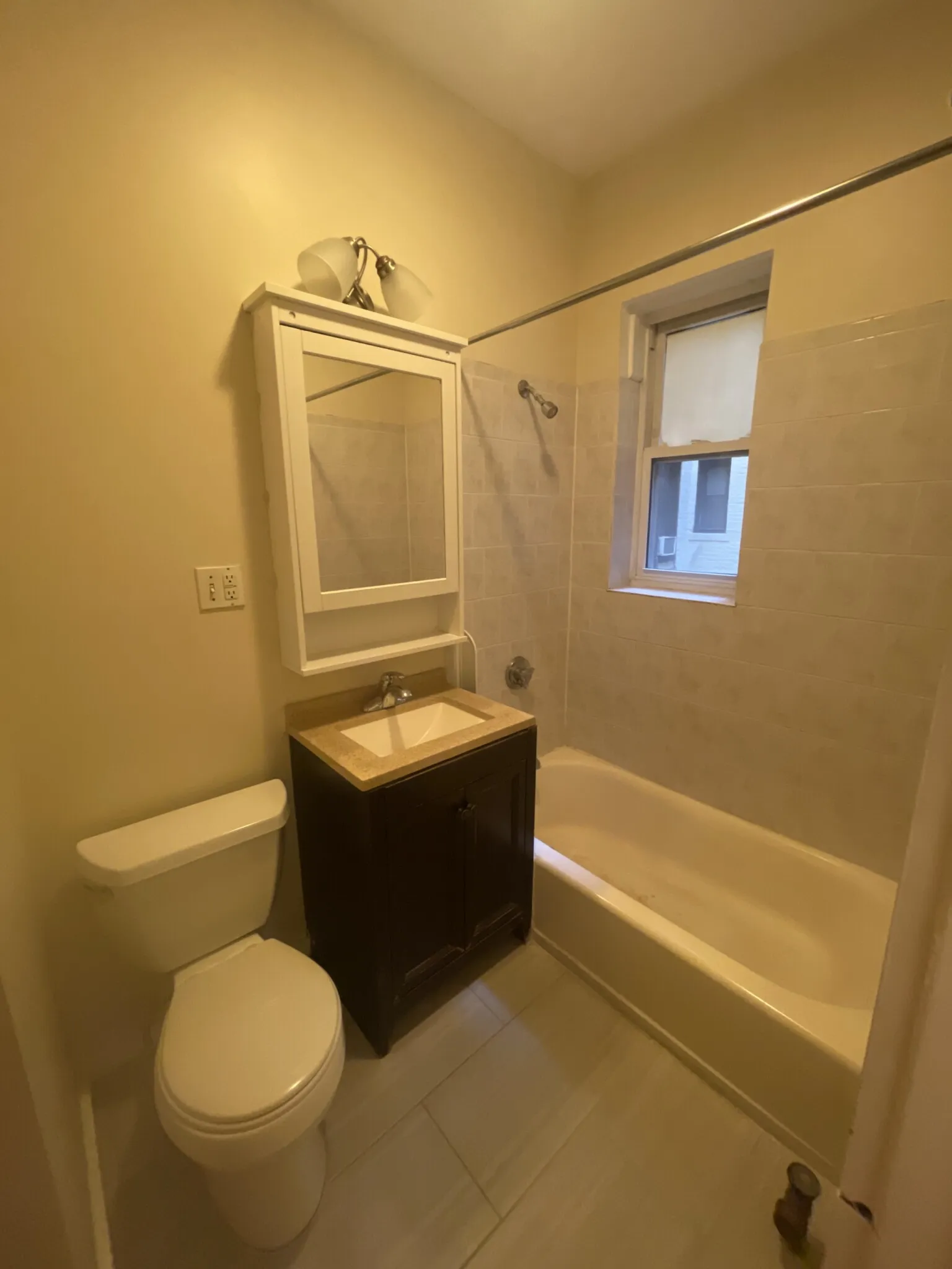 1 bed, 1 bath apartment for rent at 38 Hemenway St Unit 9, Fenway — photo 6 of 19
