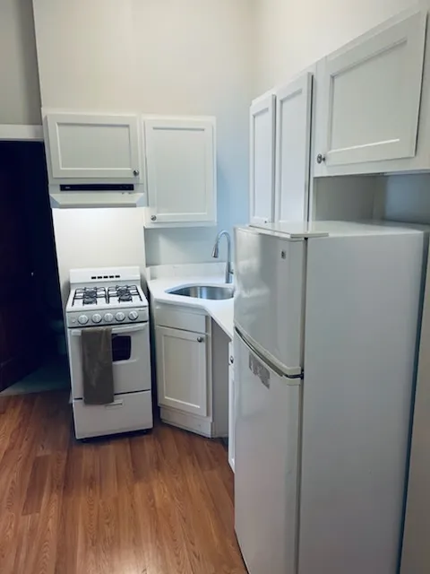 1 bed, 1 bath apartment for rent at 38 Hemenway St Unit 9, Fenway — photo 12 of 19