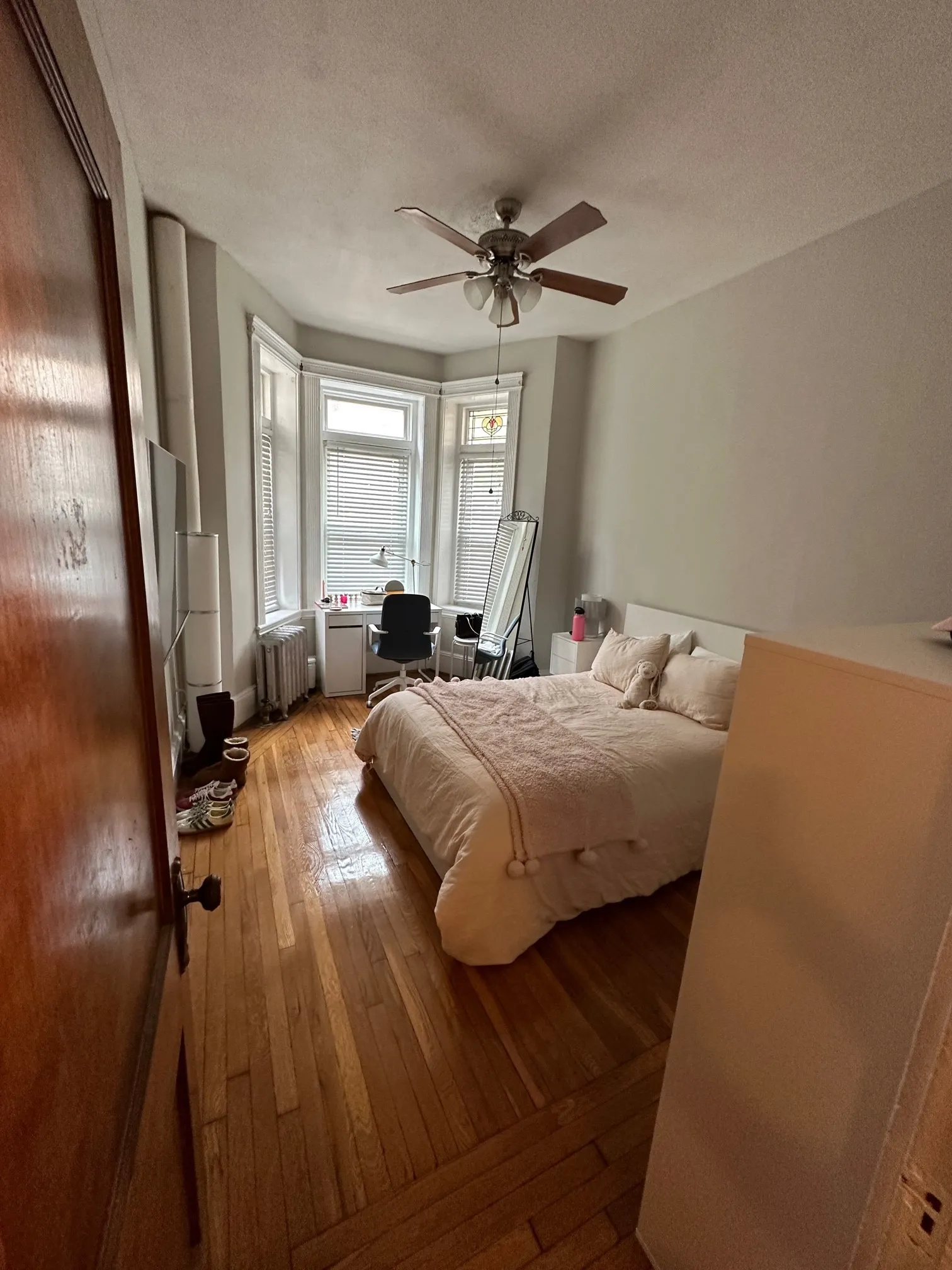 1 bed, 1 bath apartment for rent at 38 Hemenway St Unit 9, Fenway — photo 13 of 19