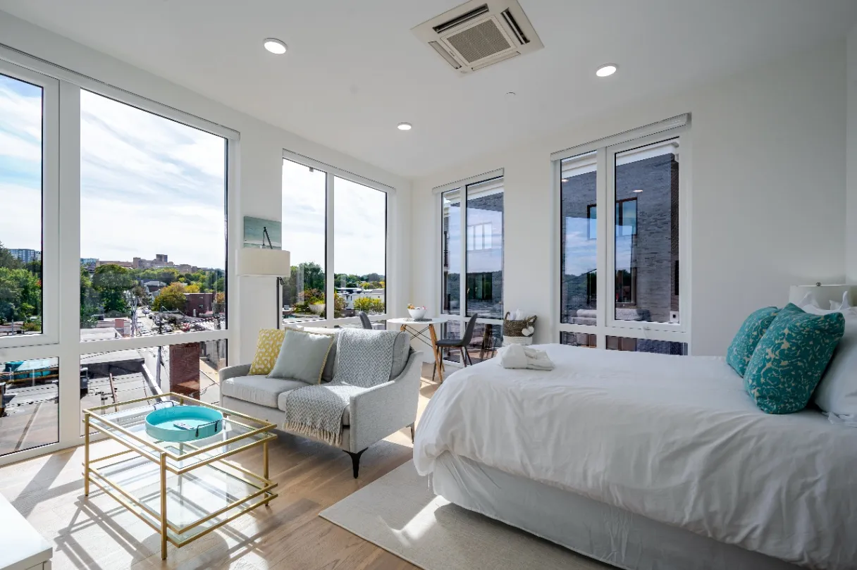 Studio bed, 1 bath apartment for rent at 38 Hichborn St Unit 401, Brighton — photo 5 of 24