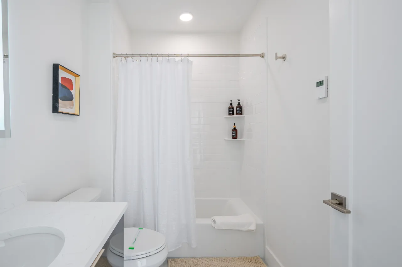 Studio bed, 1 bath apartment for rent at 38 Hichborn St Unit 401, Brighton — photo 16 of 24
