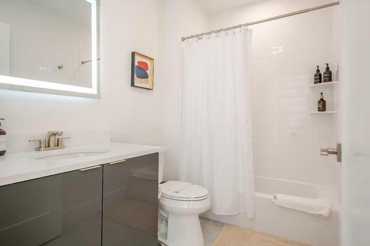 Studio bed, 1 bath apartment for rent at 38 Hichborn St Unit 401, Brighton — photo 15 of 24