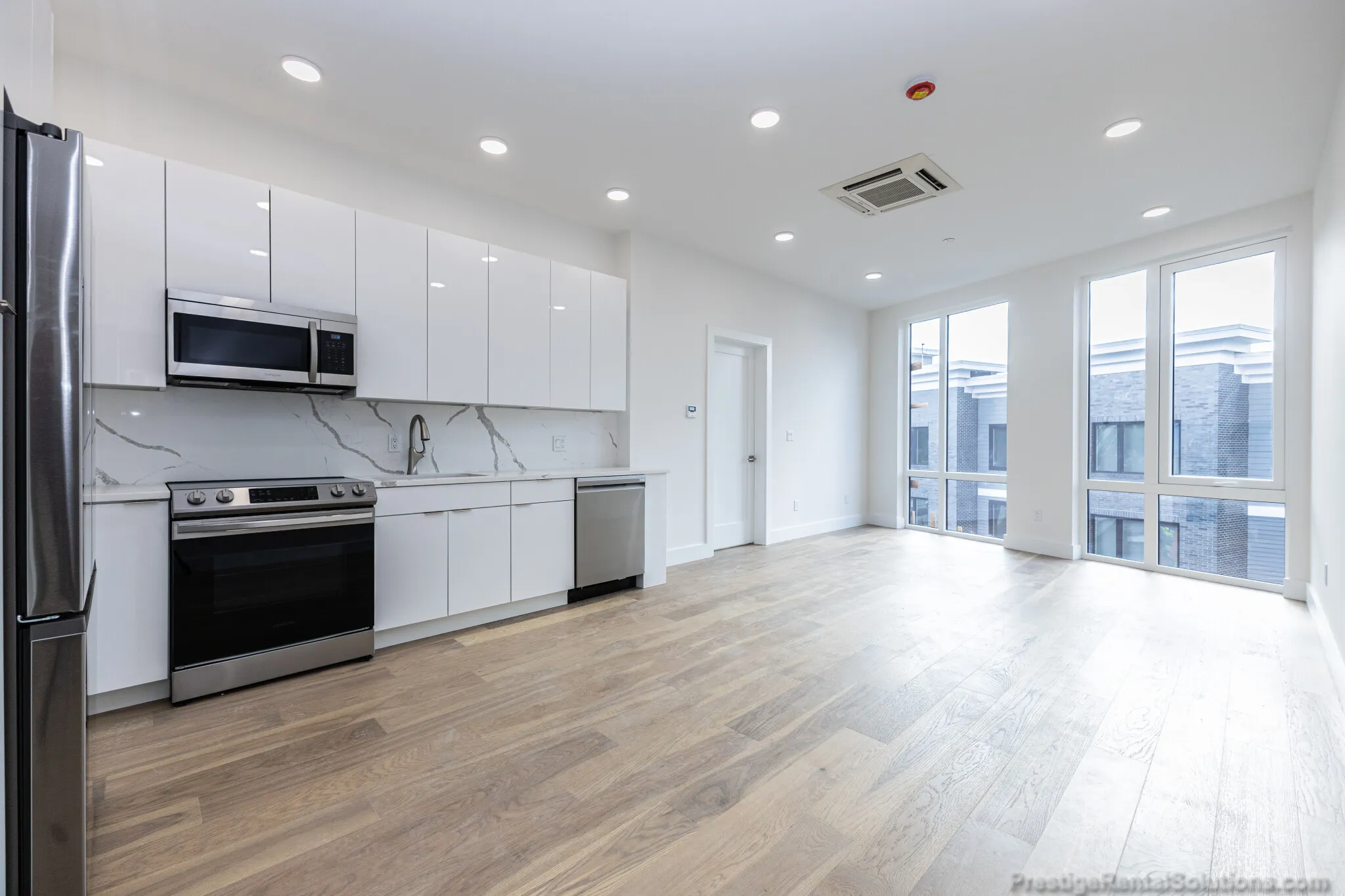 1 bed, 1 bath apartment for rent at 38 Hichborn St Unit 503, Brighton — photo 1 of 15