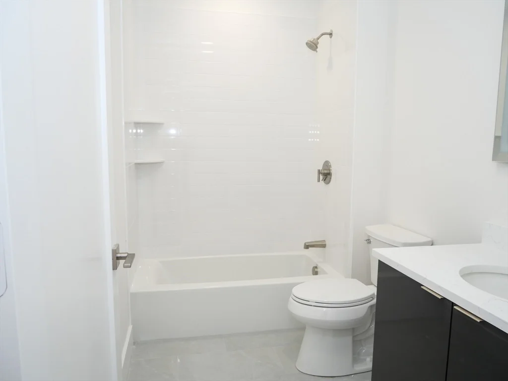 Studio bed, 1 bath apartment for rent at 38 Hichborn Unit 102, Brighton — photo 5 of 5