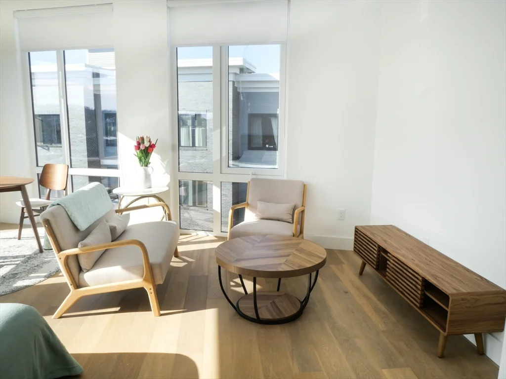 Studio bed, 1 bath apartment for rent at 38 Hichborn Unit 201, Brighton — photo 6 of 8