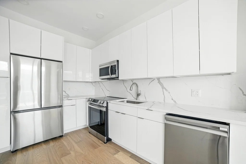 1 bed, 1 bath apartment for rent at 38 Hichborn Unit 203, Brighton — photo 17 of 18