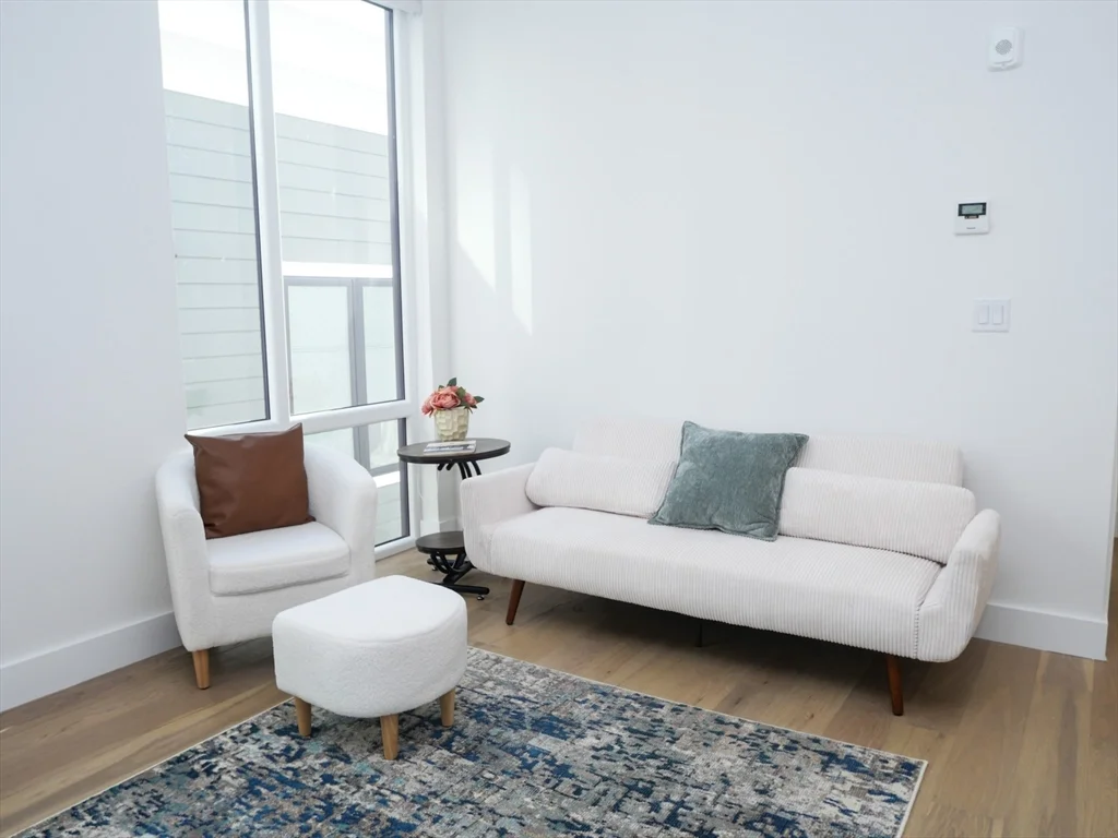 Studio bed, 1 bath apartment for rent at 38 Hichborn Unit 204, Brighton — photo 5 of 9