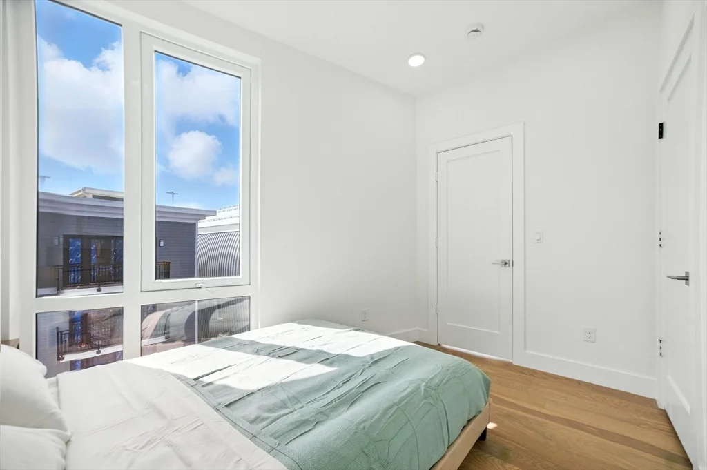1 bed, 1 bath apartment for rent at 38 Hichborn Unit 505, Brighton — photo 6 of 9