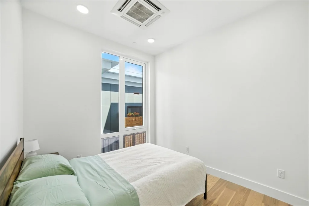 2 bed, 1 bath apartment for rent at 38 Hichborn Unit 506, Brighton — photo 8 of 13