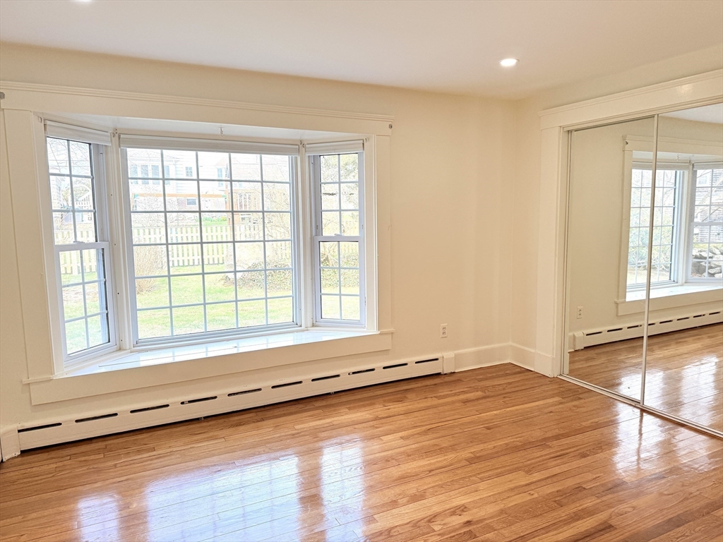 3 bed, 2 bath apartment for rent at 38 Highland St, South Dartmouth — photo 13 of 19