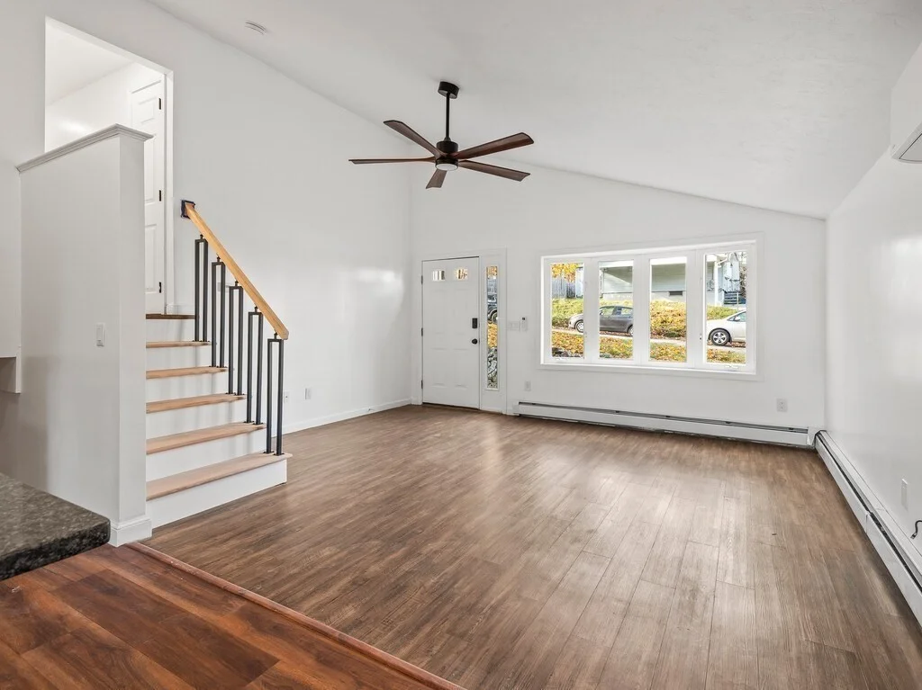 4 bed, 1 bath apartment for rent at 38 Hilda Unit 1, Worcester — photo 3 of 38