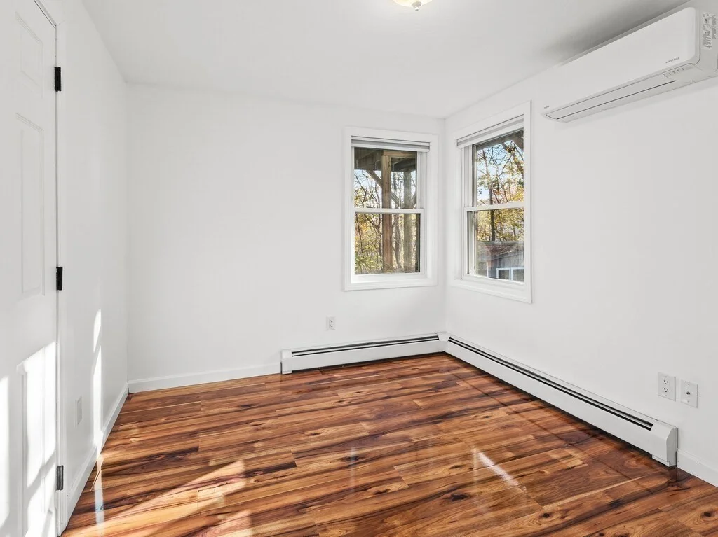 4 bed, 1 bath apartment for rent at 38 Hilda Unit 1, Worcester — photo 17 of 38