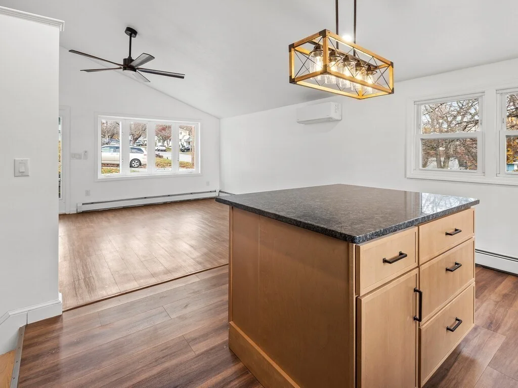 4 bed, 1 bath apartment for rent at 38 Hilda Unit 1, Worcester — photo 11 of 38