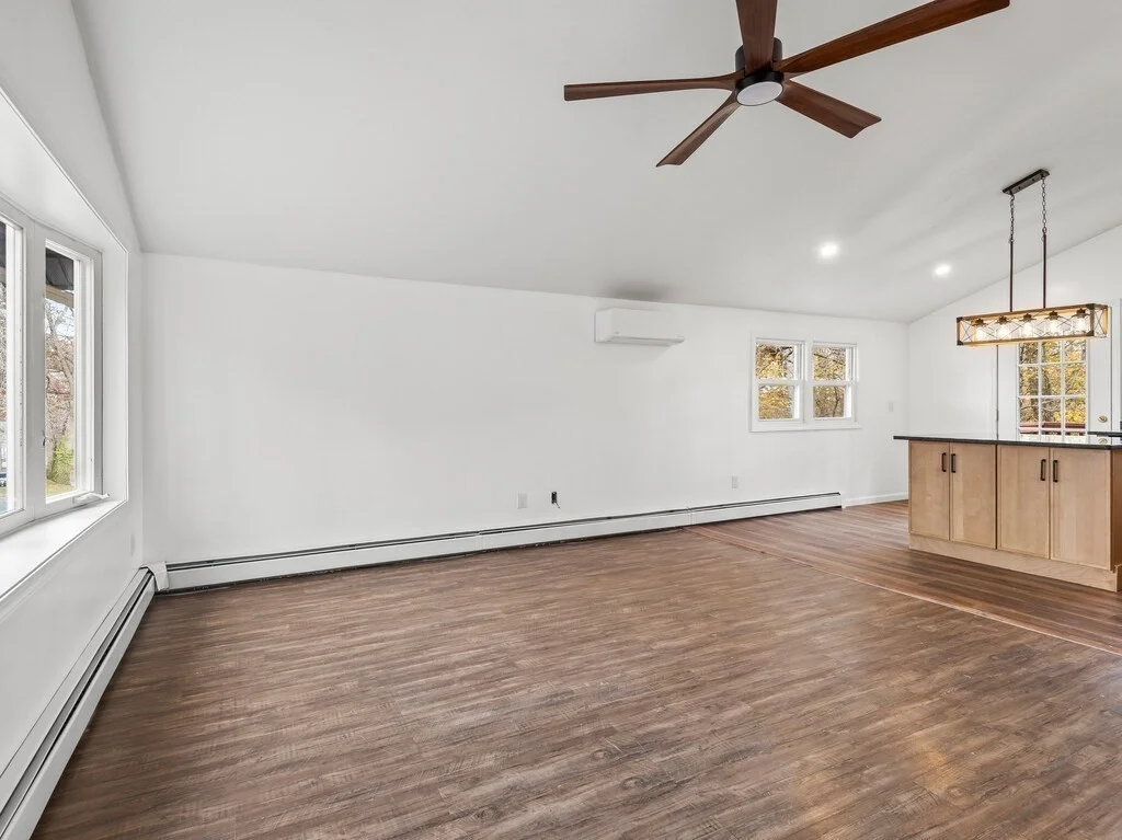 4 bed, 1 bath apartment for rent at 38 Hilda Unit 1, Worcester — photo 4 of 38