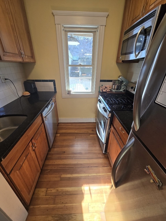 3 bed, 1 bath apartment for rent at 38 Hillside St Unit 1, Mission Hill — photo 15 of 33