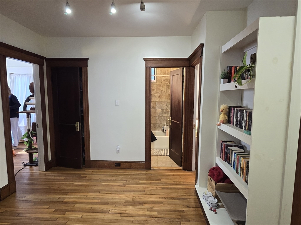 3 bed, 1 bath apartment for rent at 38 Hillside St Unit 1, Mission Hill — photo 7 of 33