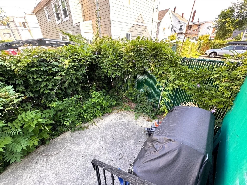 1 bed, 1 bath apartment for rent at 38 Hunting St Unit 1, Wellington-Harrington — photo 13 of 14