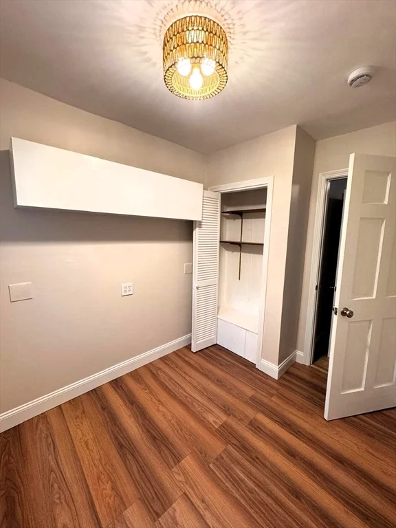 3 bed, 1 bath apartment for rent at 38 Hunting St Unit 2, Wellington-Harrington — photo 5 of 14