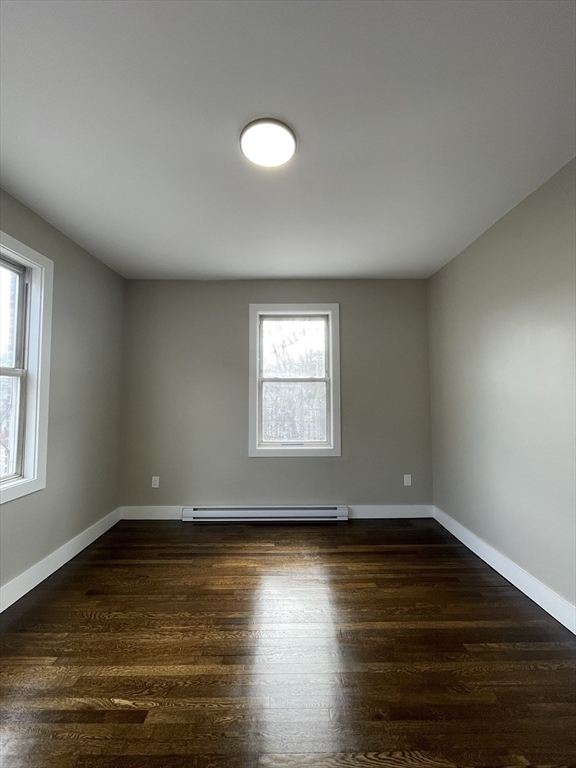 3 bed, 1 bath apartment for rent at 38 Hutchings Unit 2R, Roxbury — photo 23 of 31