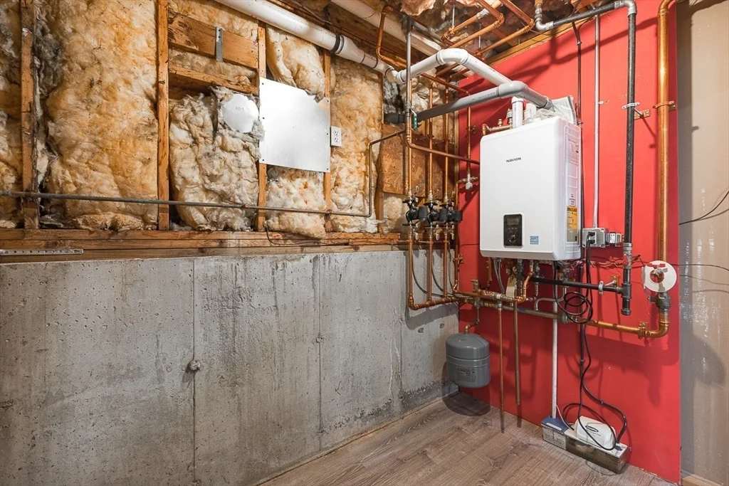 3 bed, 1 bath apartment for rent at 38 Idora Ave, Haverhill — photo 34 of 40